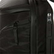 Urban Armor Gear Standard Issue 18 Liter Backpack - висококачествена водонепромокаема раница за MacBook Pro 13, и лаптопи до 13 инча (черен)  6