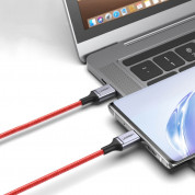 Ugreen USB-C to USB-C Cable 60W - кабел с въжена оплетка за устройства с USB-C порт (100 см) (червен)  2