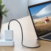 Ugreen USB-C to USB-C Fast Charging Cable 60W - здрав кабел с бързо зареждане за устройства с USB-C порт (50 см) (черен) 8