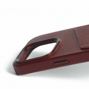 Mujjo Full Leather MagSafe Wallet Case - премиум кожен (естествена кожа) кейс с MagSafe за iPhone 15 Pro (червен) 9