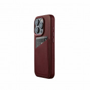 Mujjo Full Leather MagSafe Wallet Case - премиум кожен (естествена кожа) кейс с MagSafe за iPhone 15 Pro (червен) 1