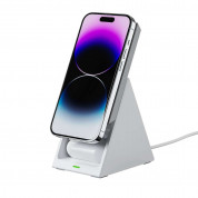 Choetech T600 3-in-1 Inductive Wireless Charging Station 15W - тройна поставка (пад) за безжично зареждане за iPhone с Magsafe, Apple Watch и AirPods (бял) 3