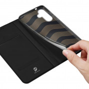 Dux Ducis Skin Pro Case - кожен калъф с поставка и отделение за кр. карти за Samsung Galaxy S24 (черен) 6