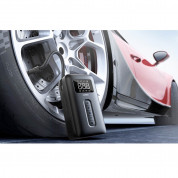 Ugreen Portable Tire Inflator Pump - компресор за автомобилни гуми с вградена 2500 mAh батерия (черен) 3