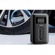 Ugreen Portable Tire Inflator Pump - компресор за автомобилни гуми с вградена 2500 mAh батерия (черен) 5