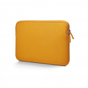 Trunk Laptop Sleeve (2022) for Macbook Pro 13 and Macbook Air 13 (from 2017 onwards) (golden yellow) 2