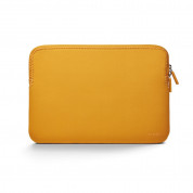 Trunk Laptop Sleeve (2022) for Macbook Pro 13 and Macbook Air 13 (from 2017 onwards) (golden yellow) 1