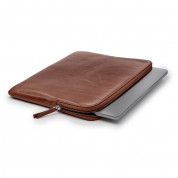 Trunk Leather Laptop Sleeve - кожен калъф (естествена кожа) за Macbook Pro 13 (модели 2017 и по-нови) (кафяв) 3